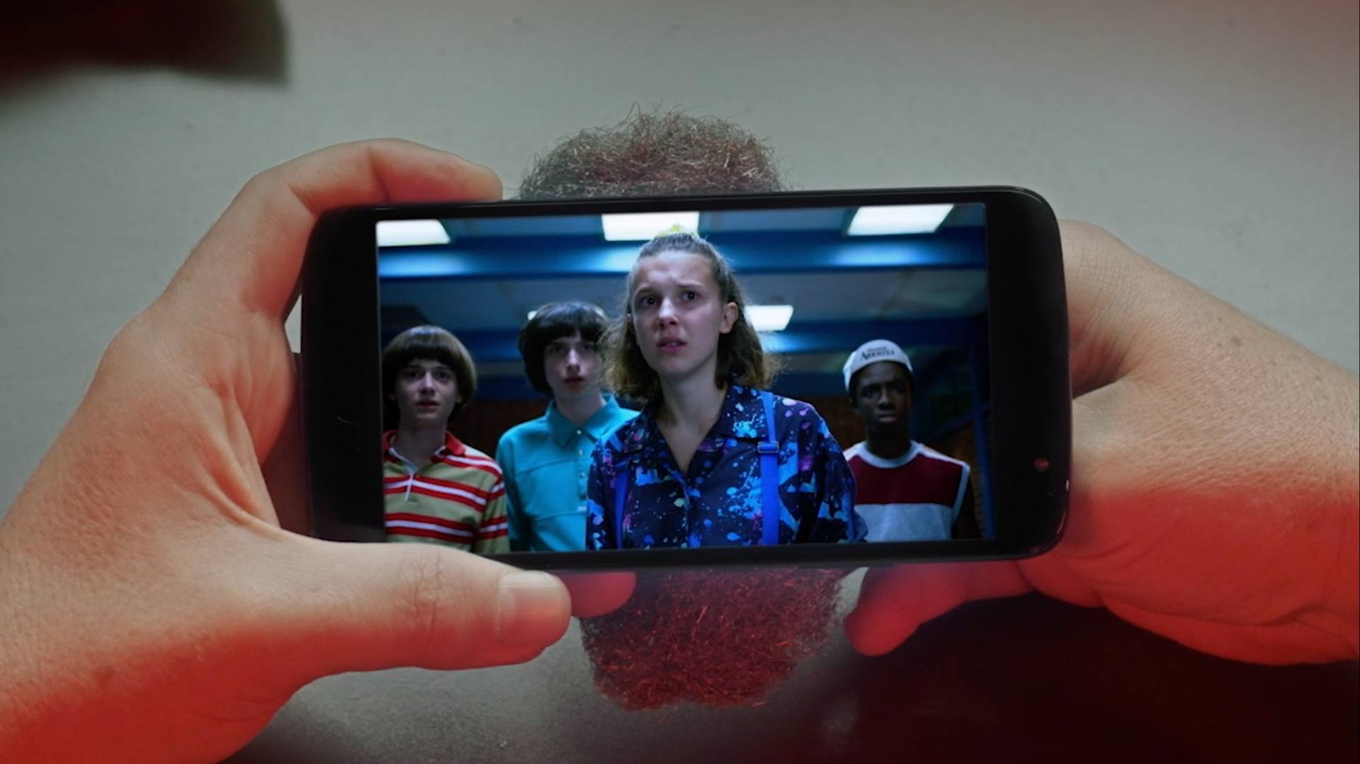 Netflix StrangerAntenna thumb02